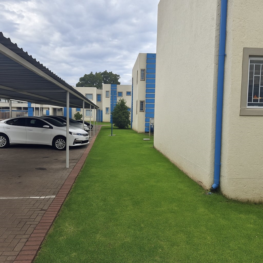 1 Bedroom Property for Sale in Langenhovenpark Free State